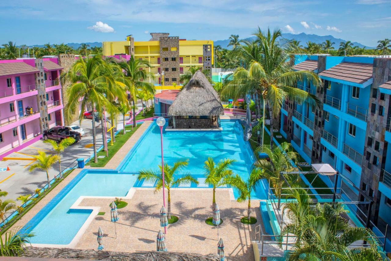 Miami Inn Нуево Валярта Екстериор снимка