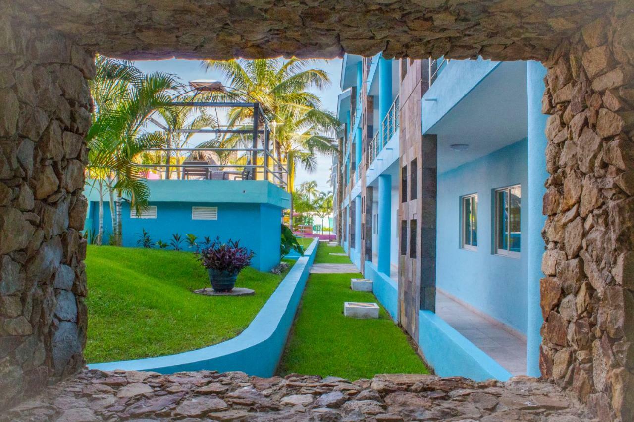 Miami Inn Нуево Валярта Екстериор снимка