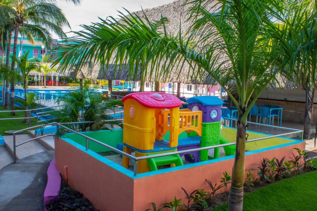 Miami Inn Нуево Валярта Екстериор снимка